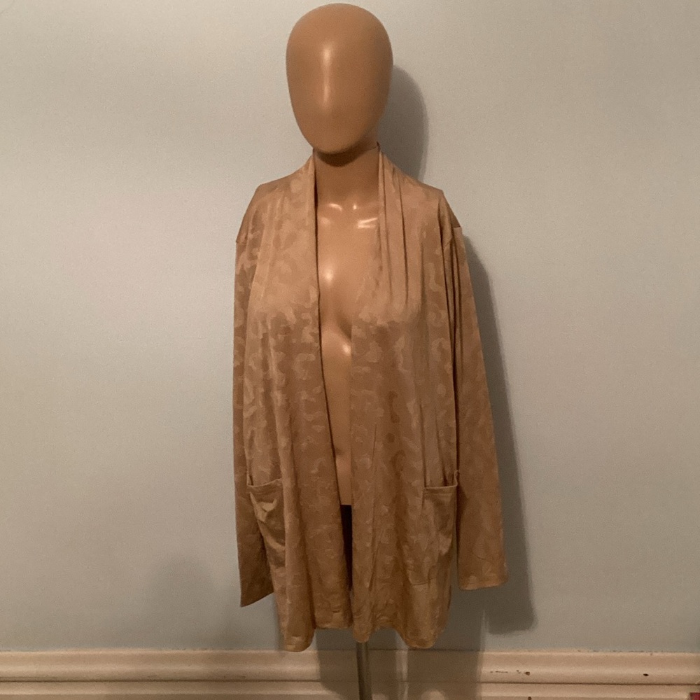 Tan Open Front Cardigan 👁️